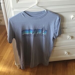 EUC Vineyard vines mens xs t shirt